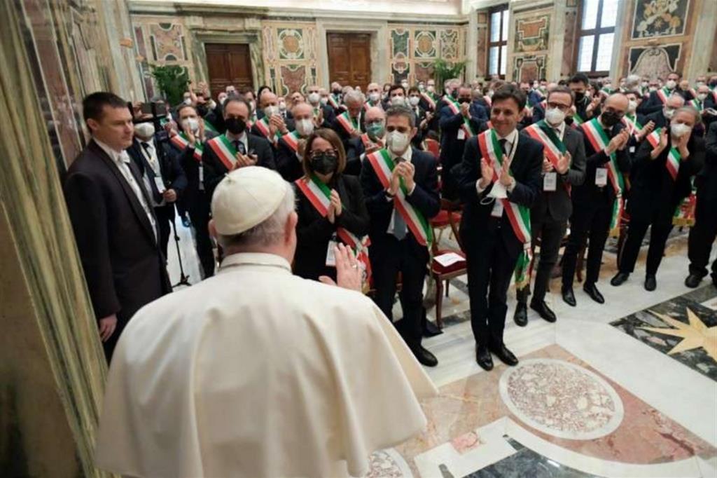 L'udienza del Papa ai sindaci dell'Anci