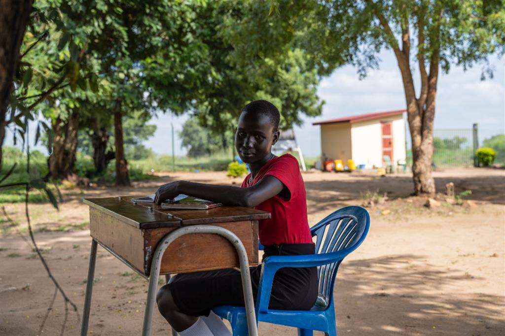 Questa studentessa di Juba può studiare anche grazie a un semplice gesto