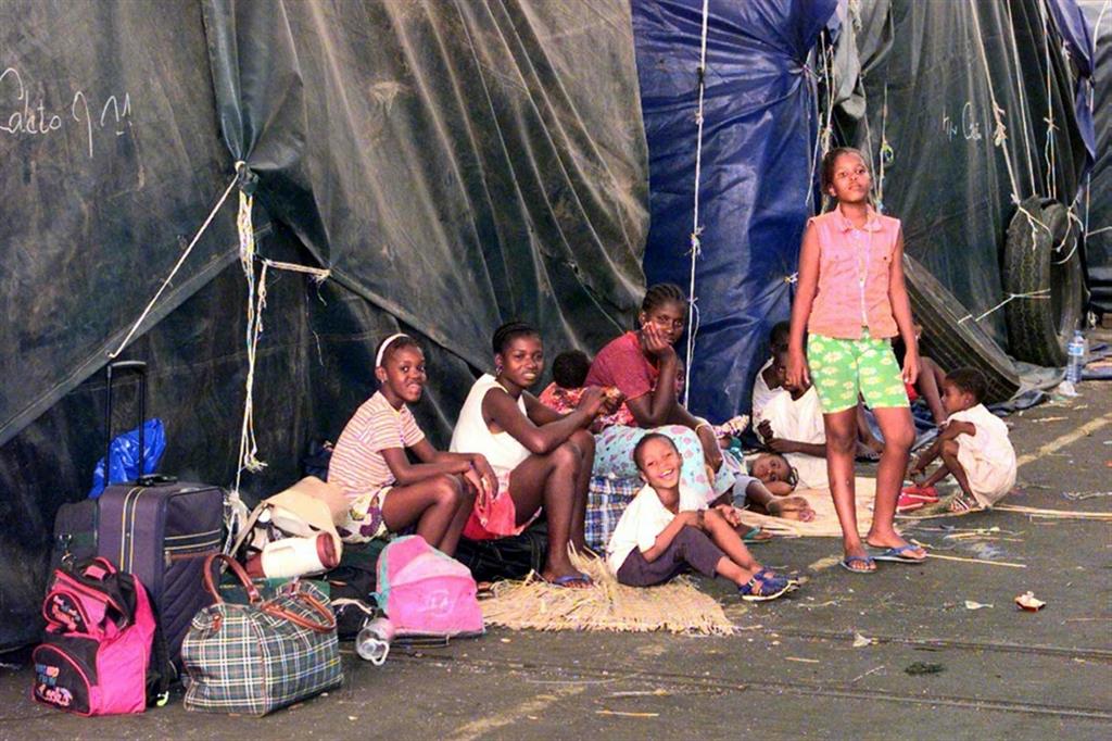 Profughi vicino a Dakar. Costretti a fuggire dopo gli scontri, a fine anni 90, che hanno infiammato la regione senegalese della Casamance, la Guinea-Bissau e il Gambia