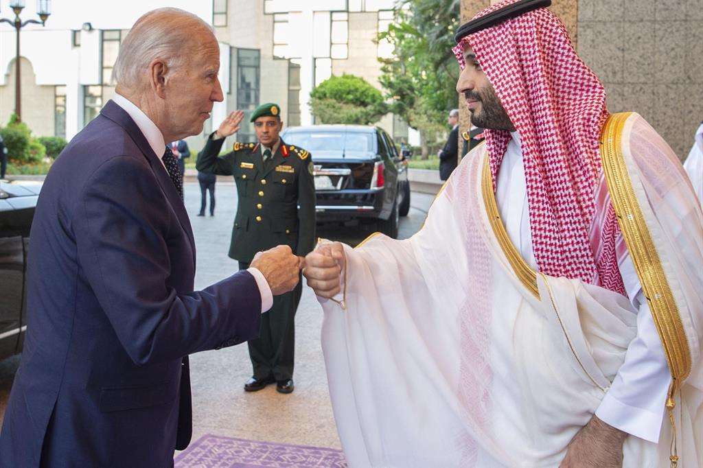 Joe Biden e Mohammed bin Salman a Gedda il 15 luglio scorso