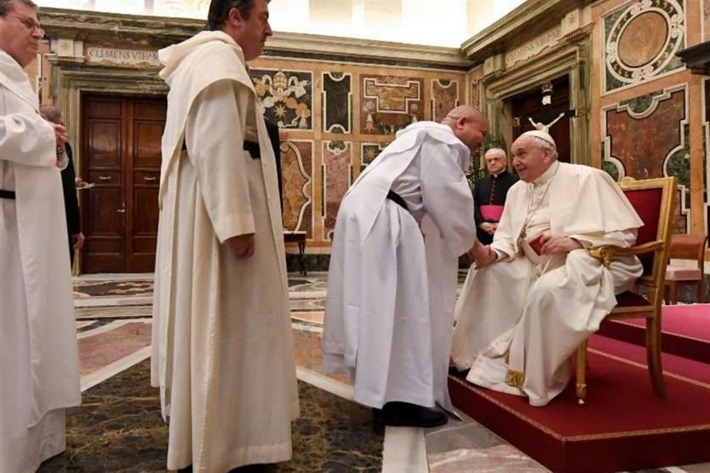 Il Papa: ancora oggi troppa schiavitù e libertà religiosa calpestata