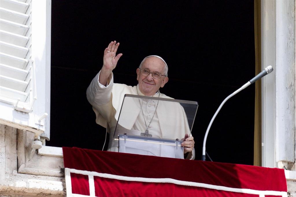  Papa: passare dalle strategie di potere a un progetto di pace globale