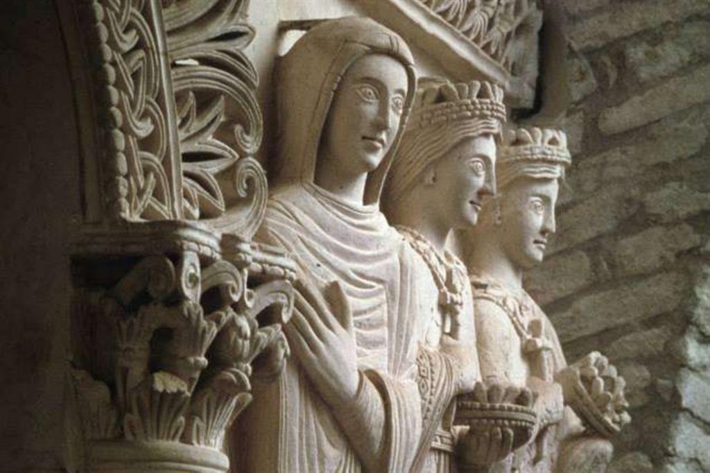 Figure di sante in stucco nel Tempietto longobardo di Cividale del Friuli