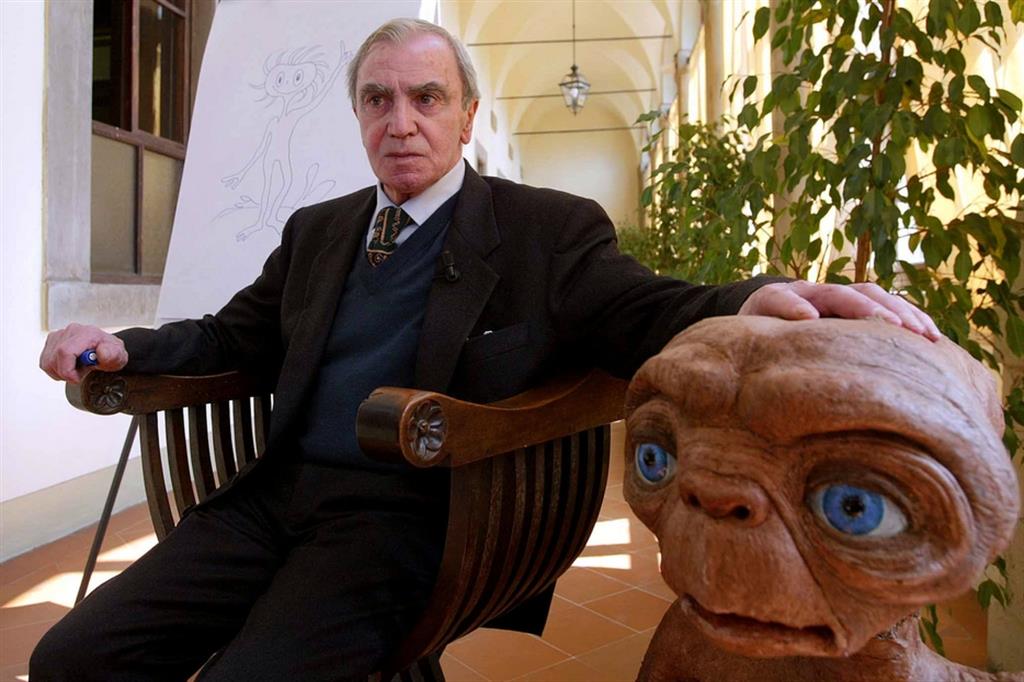 Il 3 volte premio Oscar Carlo Rambaldi (1925-2012) con “E.T.”