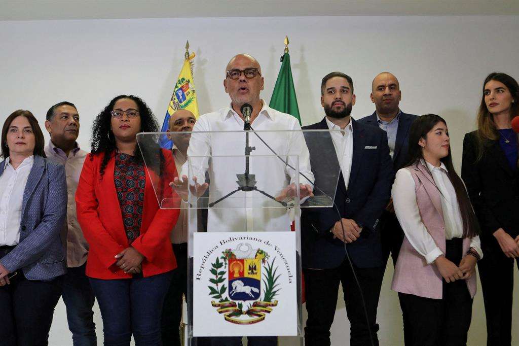 Jorge Rodriguez, delegato capo del governo, ha annunciato l'accordo a Città del Messico