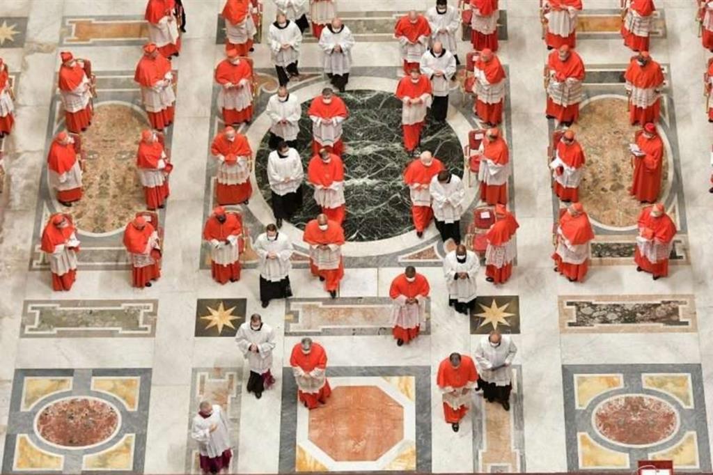 Cardinali di tutto il mondo con il Papa: quello che c'è da sapere sul Concistoro