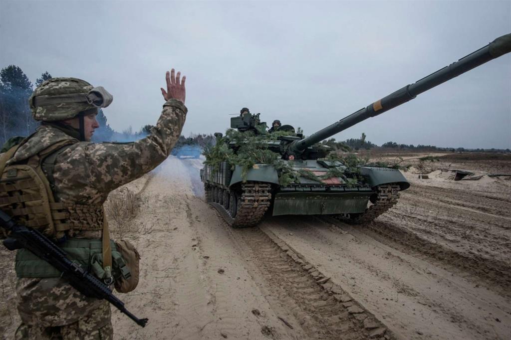 Esercitazione delle forze militari ucraine