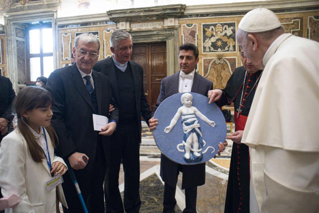 L'udienza di papa Francesco all'associazione Agata Smeralda