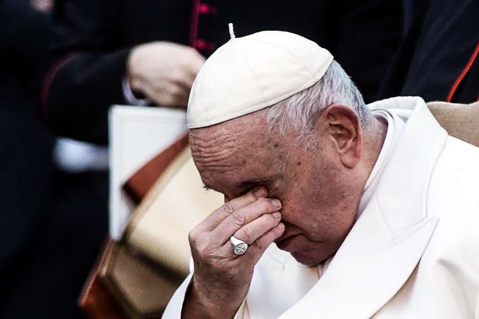 Il pianto del Papa sulla guerra che spezza la vita dei poveri