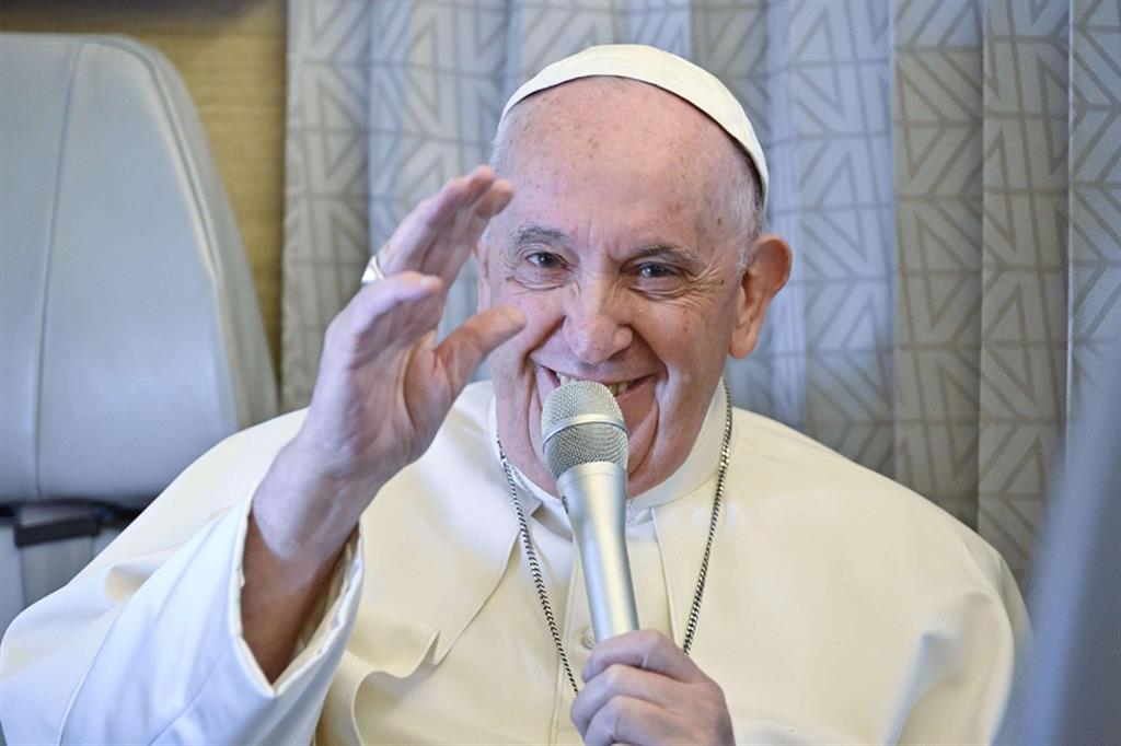 Papa Francesco nel volo di rientro dal Kazakistan