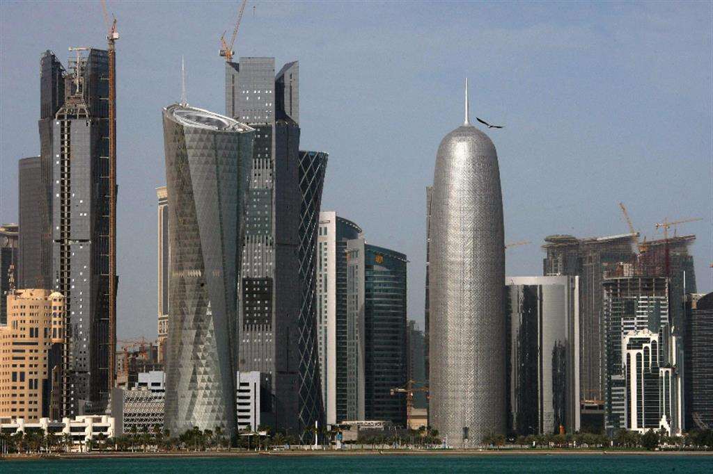 Grattacieli a Doha, la capitale del Qatar. I Paesi del Golfo Persico hanno esteso la loro influenza nel mondo, creando legami ben oltre gli affari petroliferi