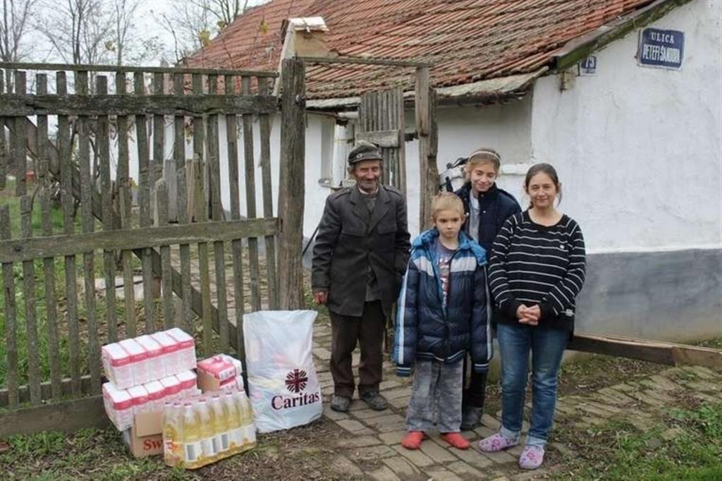 Una famiglia aiutata dalla Caritas della diocesi di Zrenjanin in Serbia
