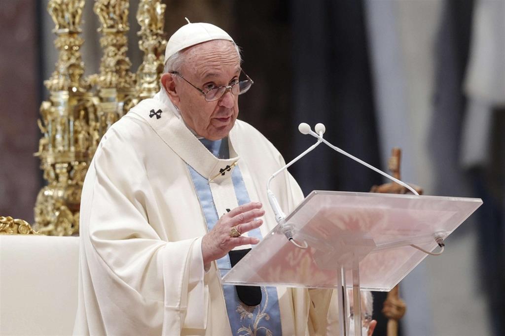 Papa Francesco ha celebrato stamani la Messa in San Pietro nella solennità di Maria madre di Dio