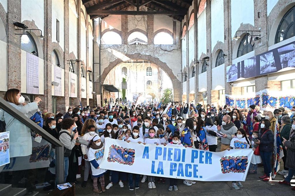 La marcia per la pace organizzata dal Sermig di Torino