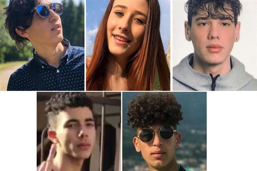 I cinque giovani morti nello scontro con un bus a Rezzato in provincia di Brescia
