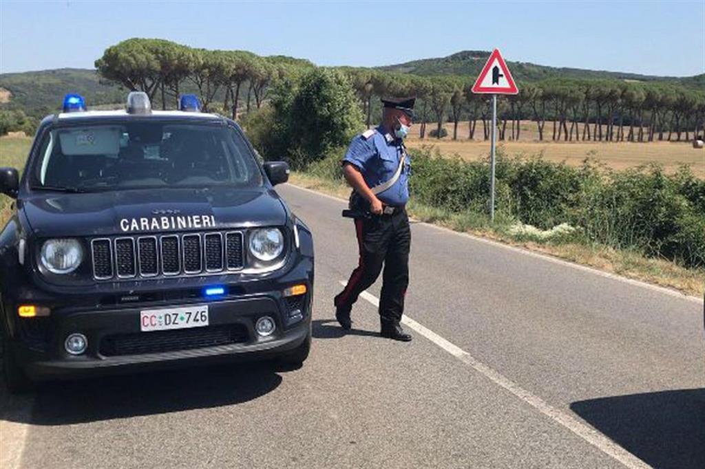 Neonato abbandonato ritrovato dai carabinieri: sta bene