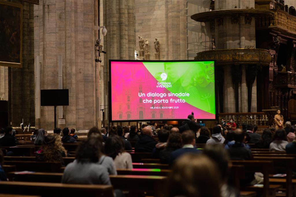 Il 6 novembre, in Duomo a Milano, i giovani e i Vescovi si sono riuniti per parlare di tematiche come gli Affetti, l'Ecologia, l'Intercultura, i Riti, la Vocazione