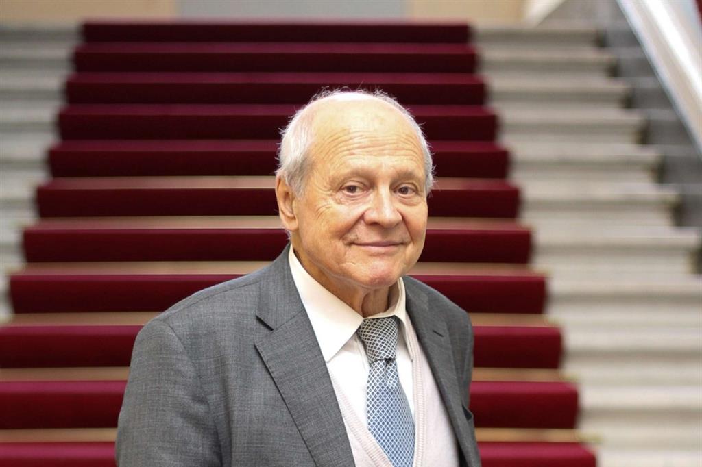 Tiziano Treu, presidente del Cnel ed ex ministro del Lavoro e dei Trasporti