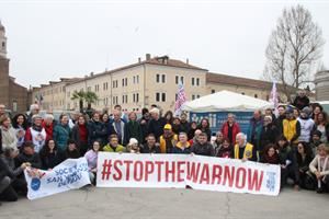 Pacifisti italiani a Mykolaiv e Odessa: «Non vogliamo arrenderci alla guerra»