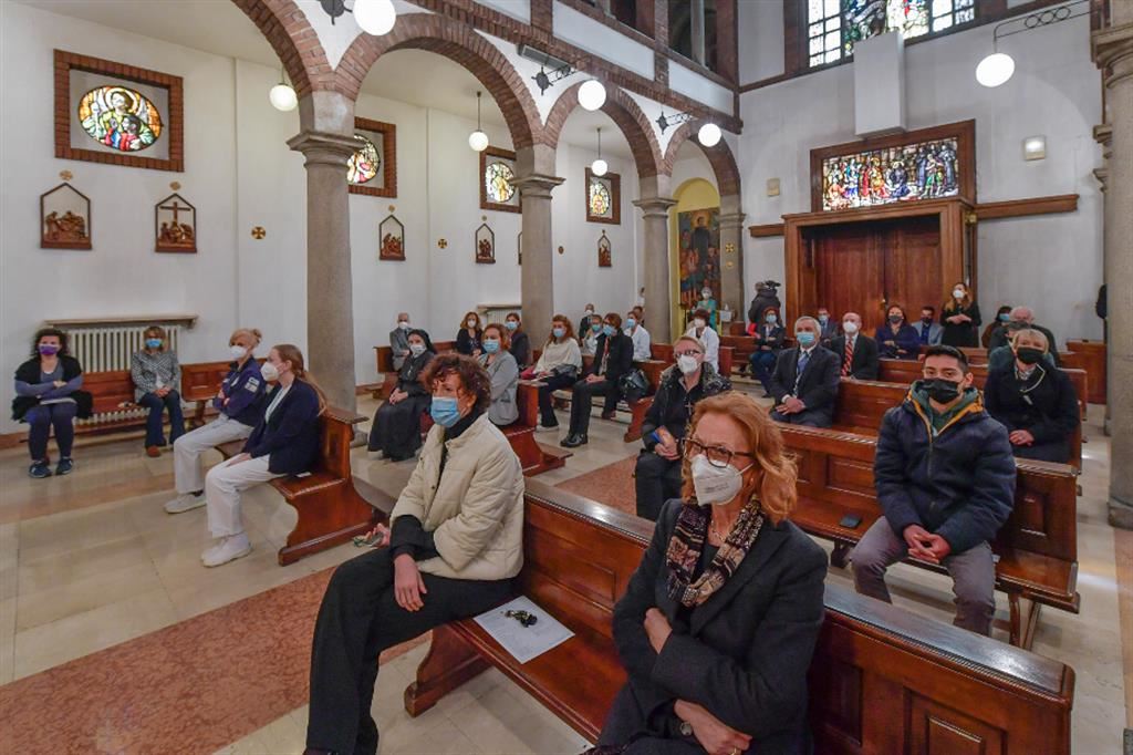 Una Messa con le misure anti-Covid in Italia