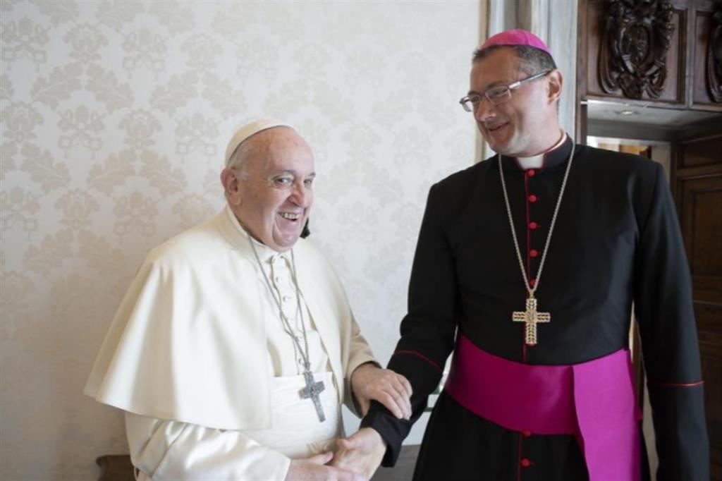 Papa Francesco con il nunzio Visvaldas Kulbokas