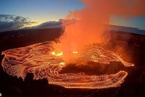 Le spettacolari immagini dell'eruzione del Kilauea
