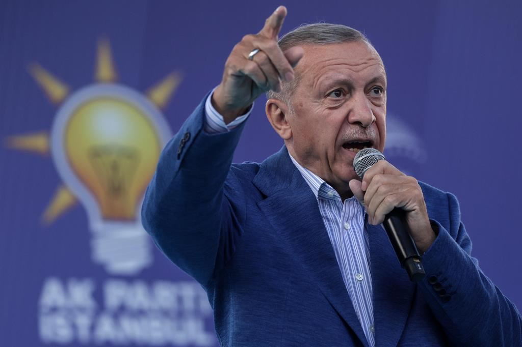 La chiusura della campagna elettorale del presidente Recep Tayyip Erdogan a Istanbul