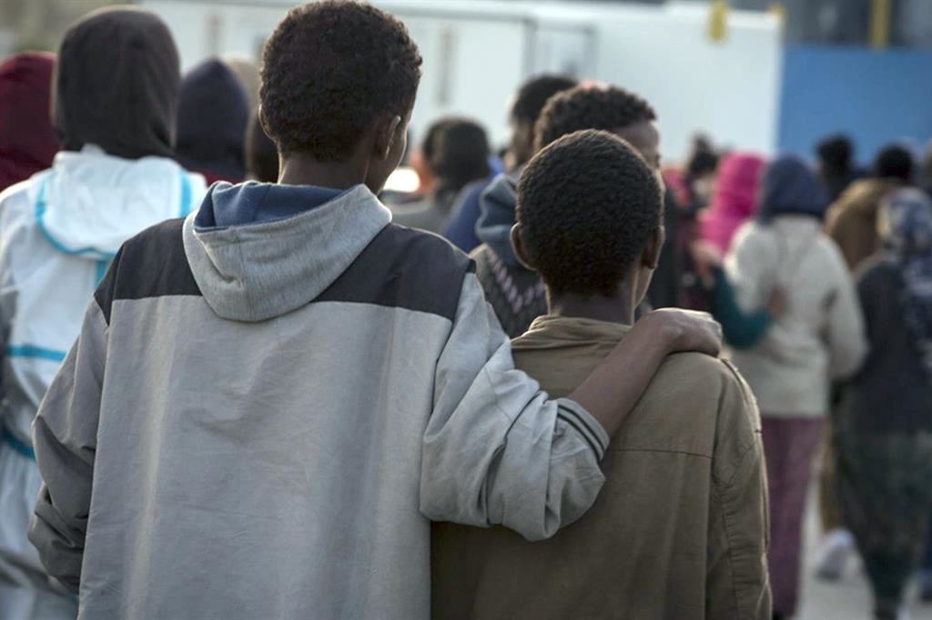 Migranti, segnale sull'accoglienza: più fondi per i minori