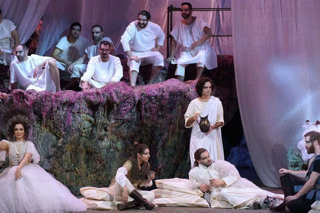 Una scena della prima di "Achille in Sciro" che ha debuttato venerdì al al Teatro Real di Madrid