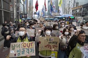 Altro che settimana corta: in Corea del Sud in ufficio 11,5 ore al giorno