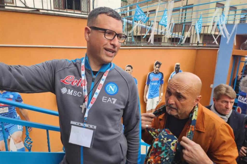 Don Luigi Merola con l'allenatore del Napoli, Luciano Spalletti