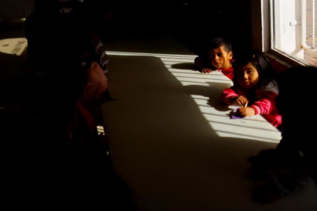 Bimbi rifugiati nella Casa del migrante di Ciudad Juarez