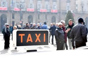 Sciopero dei taxi: «No al decreto sulle nuove licenze»