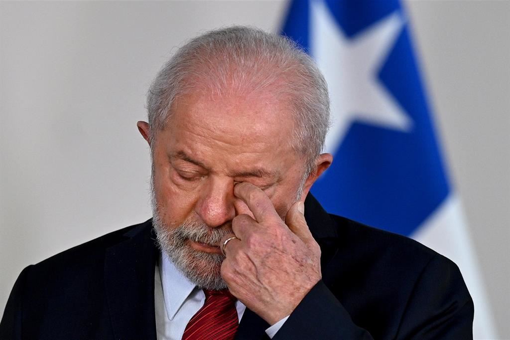 Il presidente Lula non ha la maggioranza in Parlamento