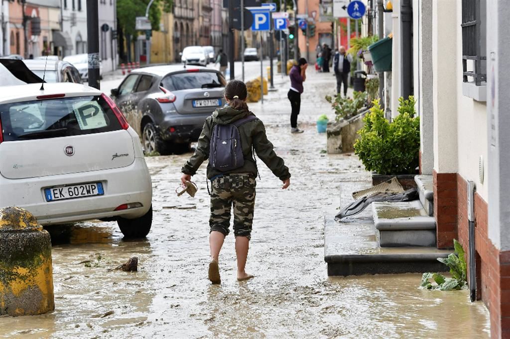 Continuano i soccorsi in Emilia Romagna. Allerta meteo anche per oggi