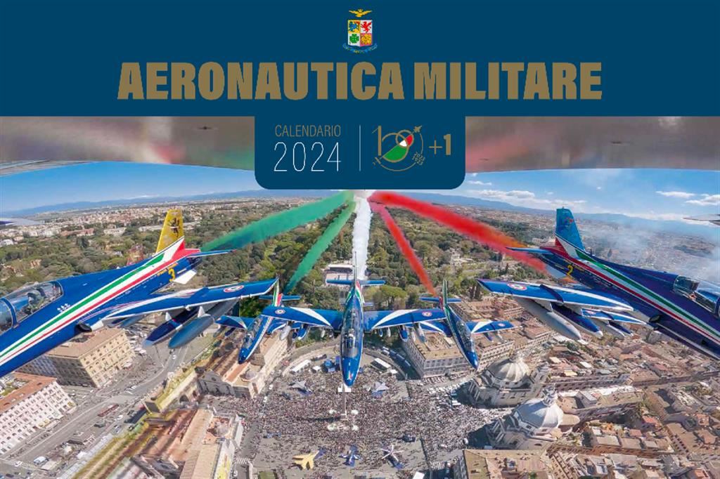 Il sorvolo della Pattuglia Acrobatica Nazionale sopra Piazza del Popolo in occasione delle celebrazioni per il centenario del 2023