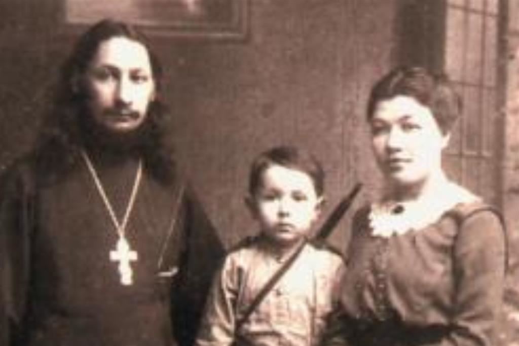 Pavel Florenskij con la moglie e il figlio