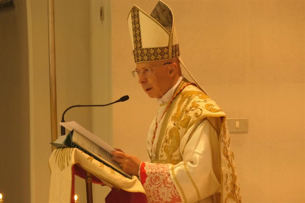 Gli 80 anni del cardinale Bagnasco: «Il pastore? Come il campanile del paese»