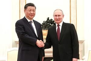 Xi a Mosca da Putin. E Medvedev evoca missili sulla Corte dell'Aja