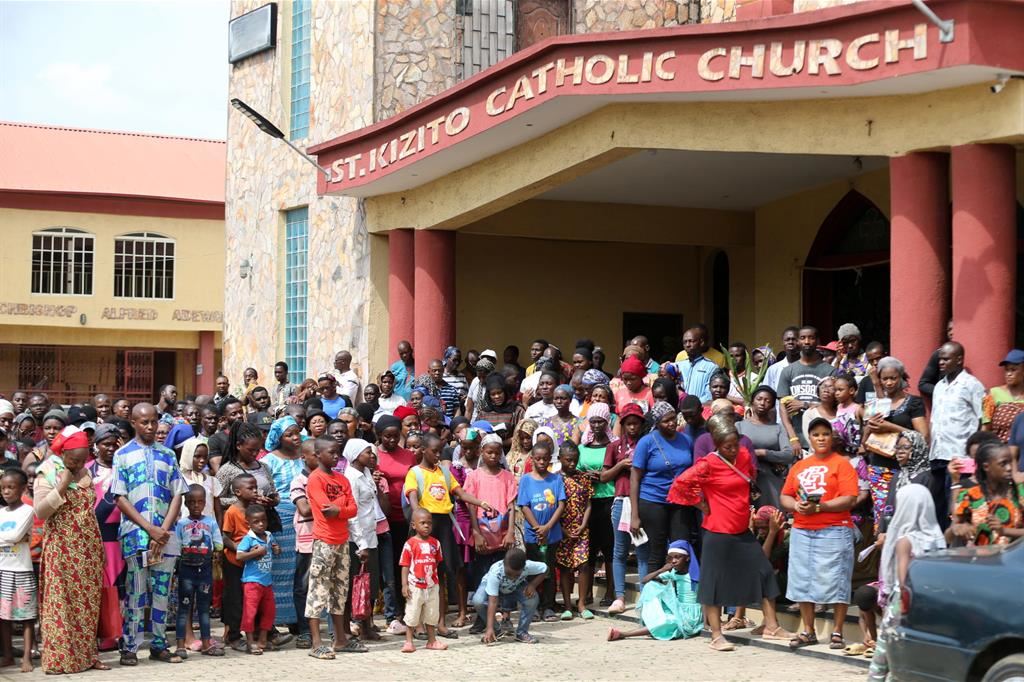La processione del Venerdì Santo di quest'anno nella parrocchia di San Kizito a Lagos