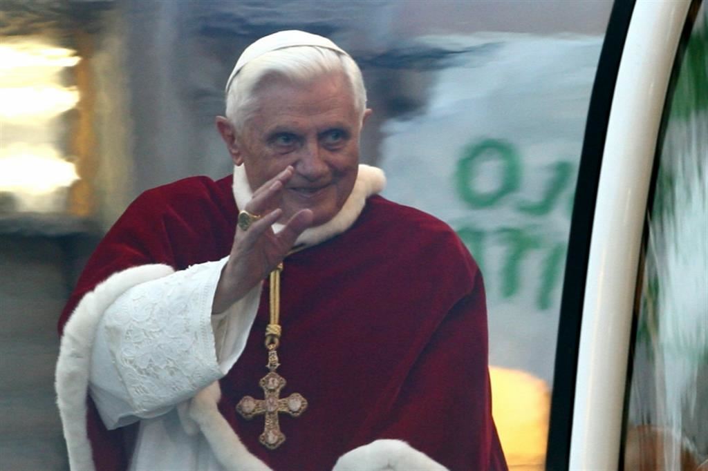 Il defunto Papa emerito Benedetto XVI in una foto del 2008