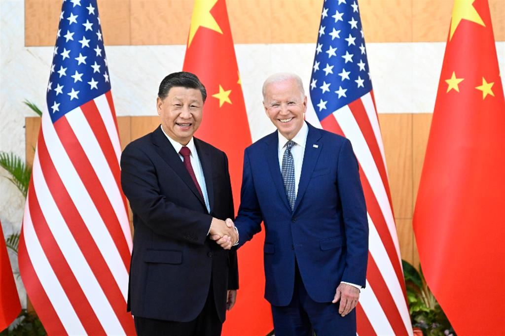 Xi Jinping e Joe Biden durante l'ultimo incontro avvenuto in Indonesia nel novembre del 2022