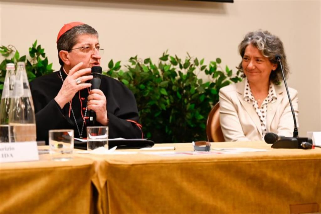 Il cardinale Giuseppe Betori con Marina Casini al convegno nazionale del Movimento per la Vita a Firenze