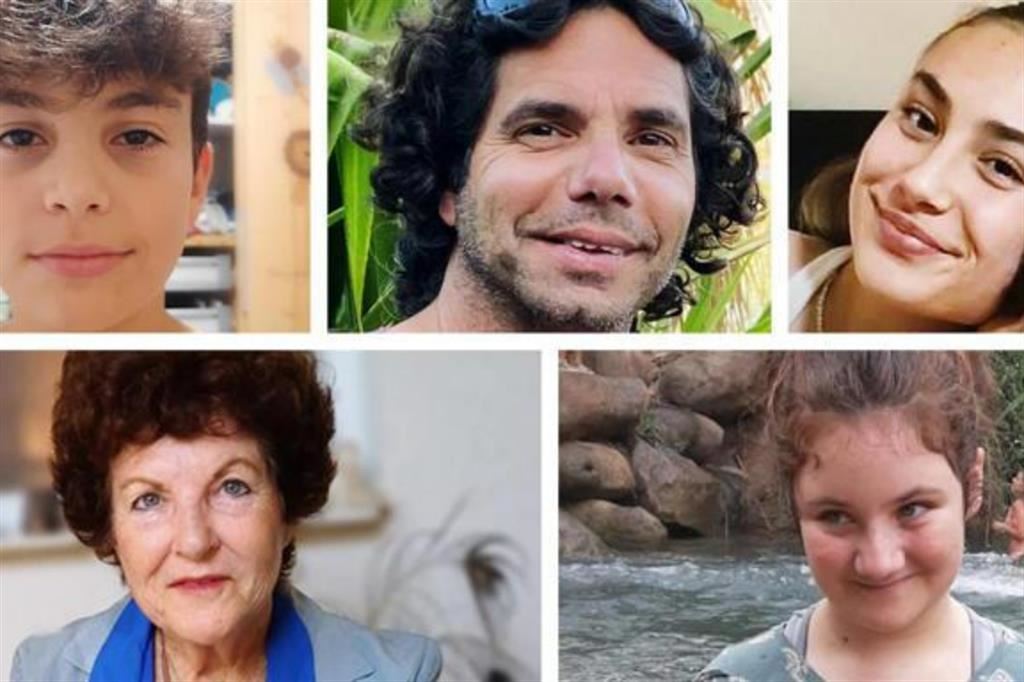 Carmela Dan assieme al genero e ai suoi tre nipoti: sono stati tutti rapiti dal kibbutz in cui vivevano