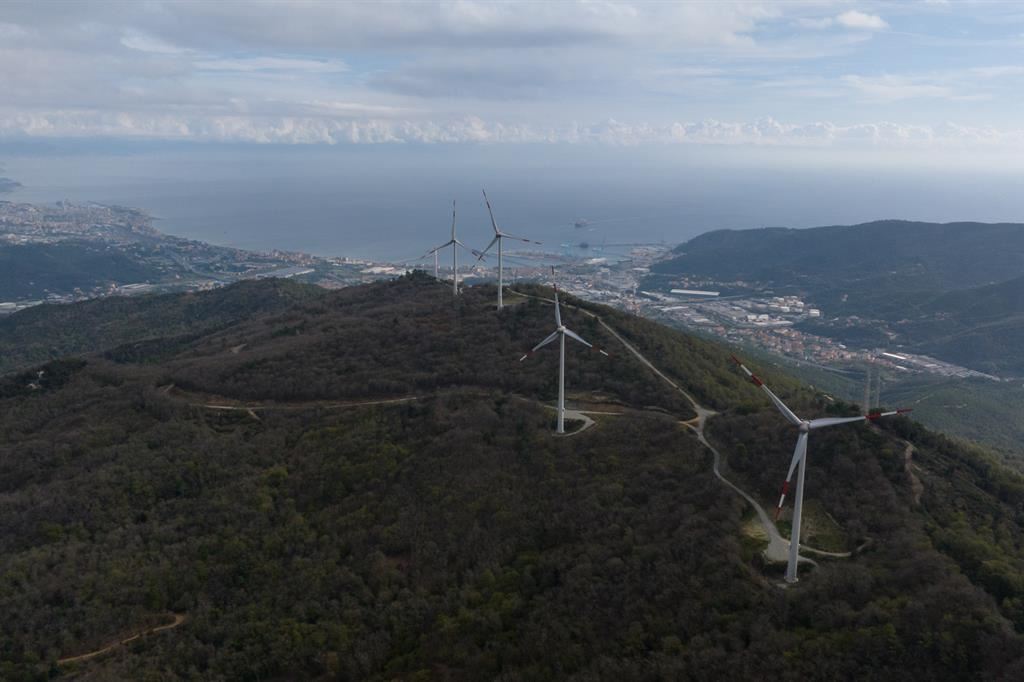 A Vado Ligure una stazione di ricarica collegata ad un parco eolico
