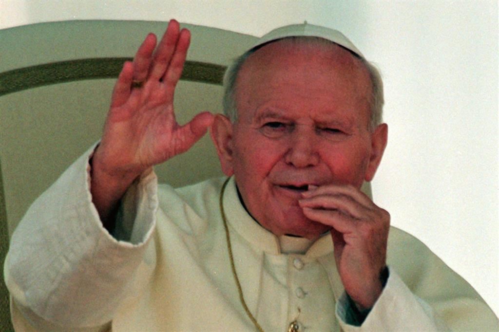 Il Papa difende san Giovanni Paolo II: "Illazioni infondate"