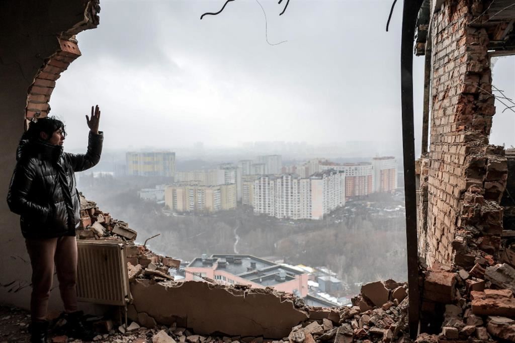Immagini di devastazioni a Kiev