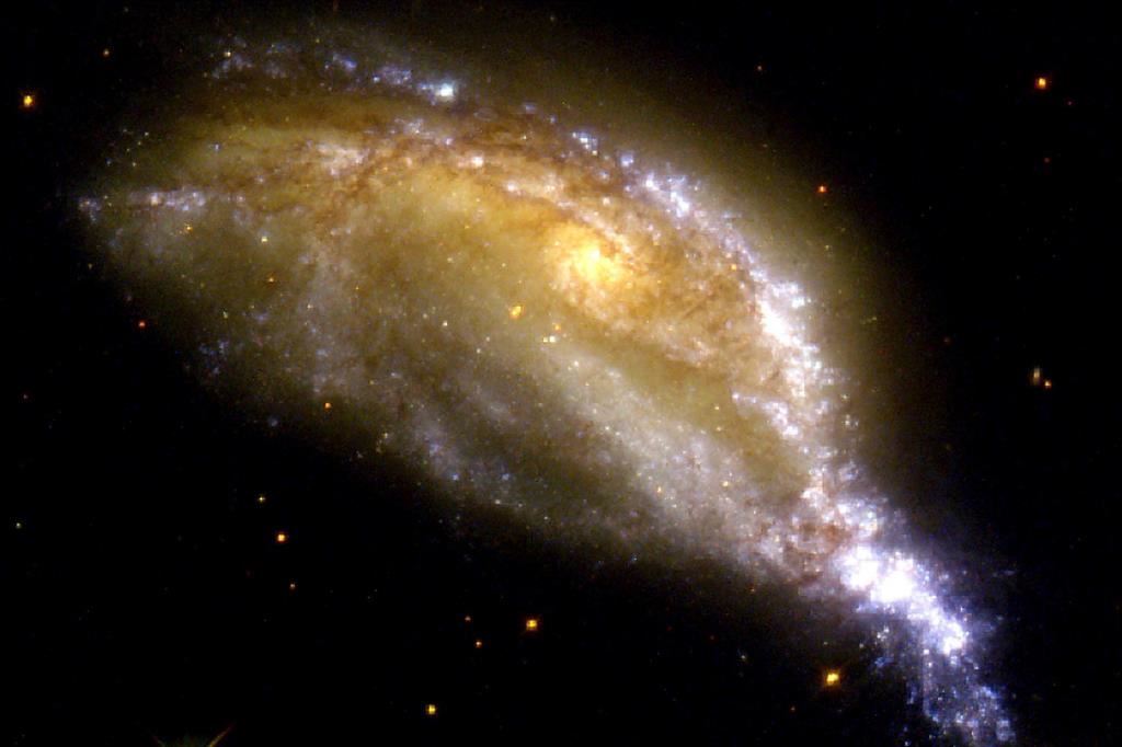 Una collisione tra galassie "fotografata" dal telescopio spaziale Hubble