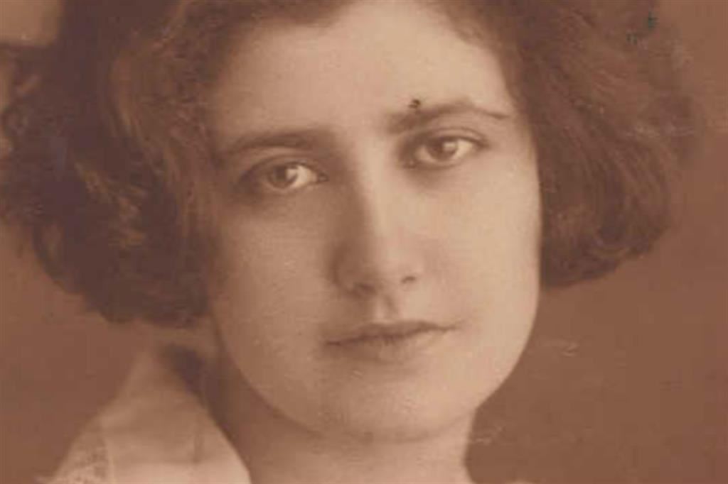 La scrittrice Carla Simons nel 1926