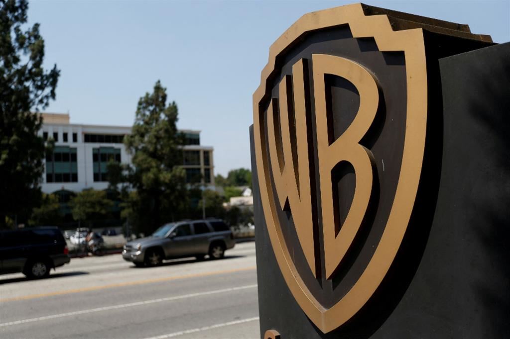 Warner e Paramount in trattativa: la grande alleanza per ridurre le perdite